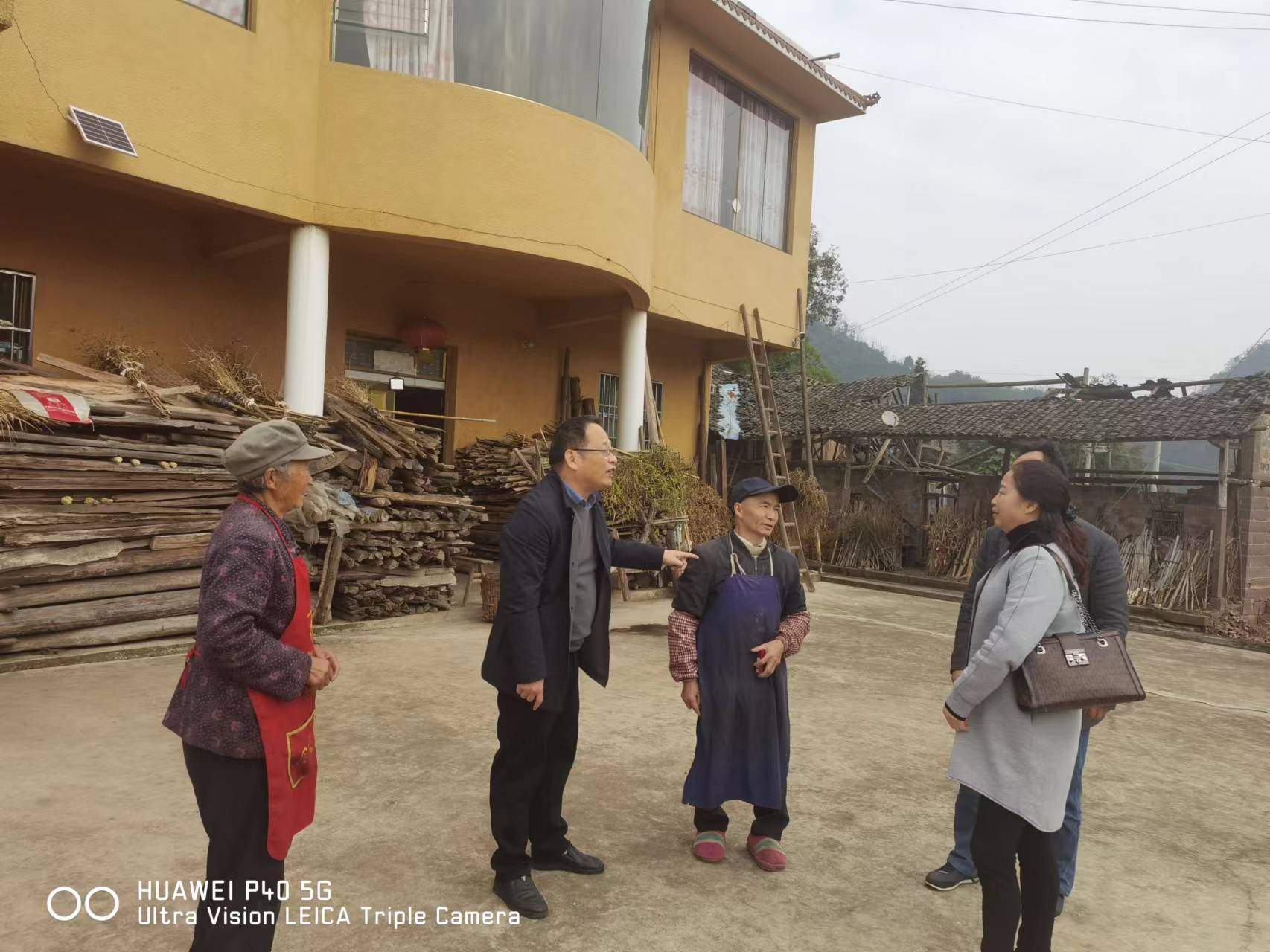巩固脱贫攻坚成果，持续推进乡村振兴