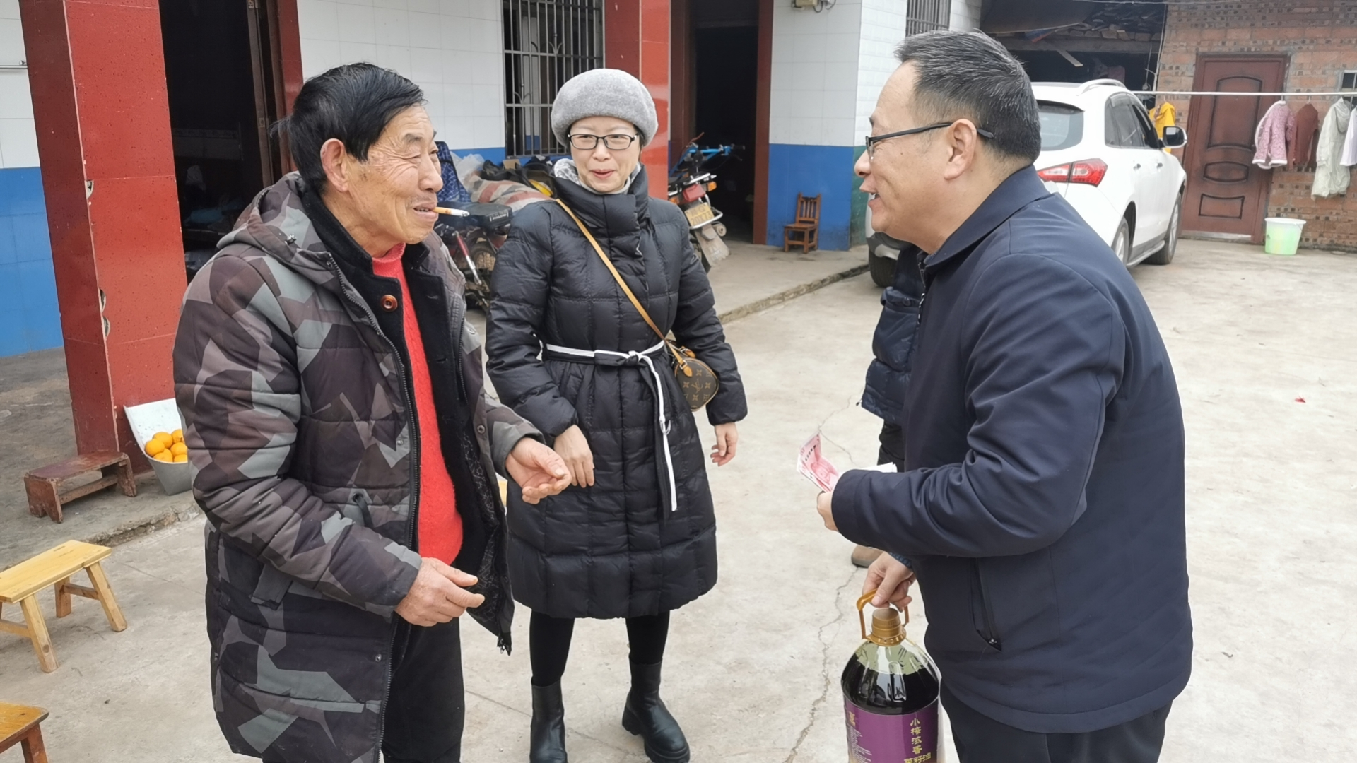 宜宾市叙州区妇幼保健计划生育服务中心 走访慰问计划生育特殊家庭